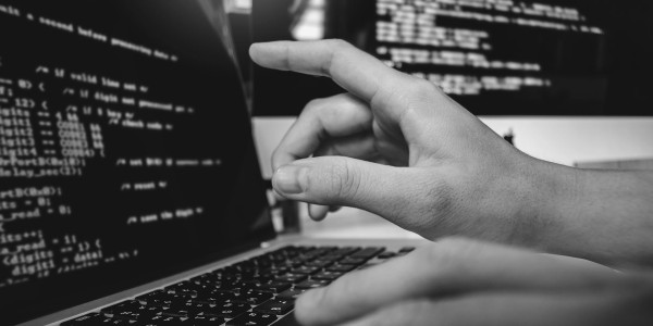 Peritajes Civiles y Mercantiles en Sevilla · Informes Periciales de Delitos Cibernéticos
